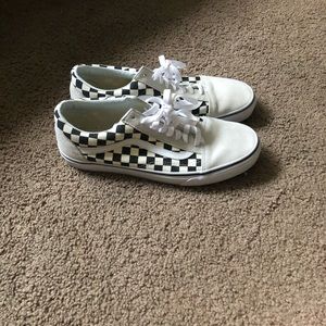Cream/Checkered Old Sokol Vans